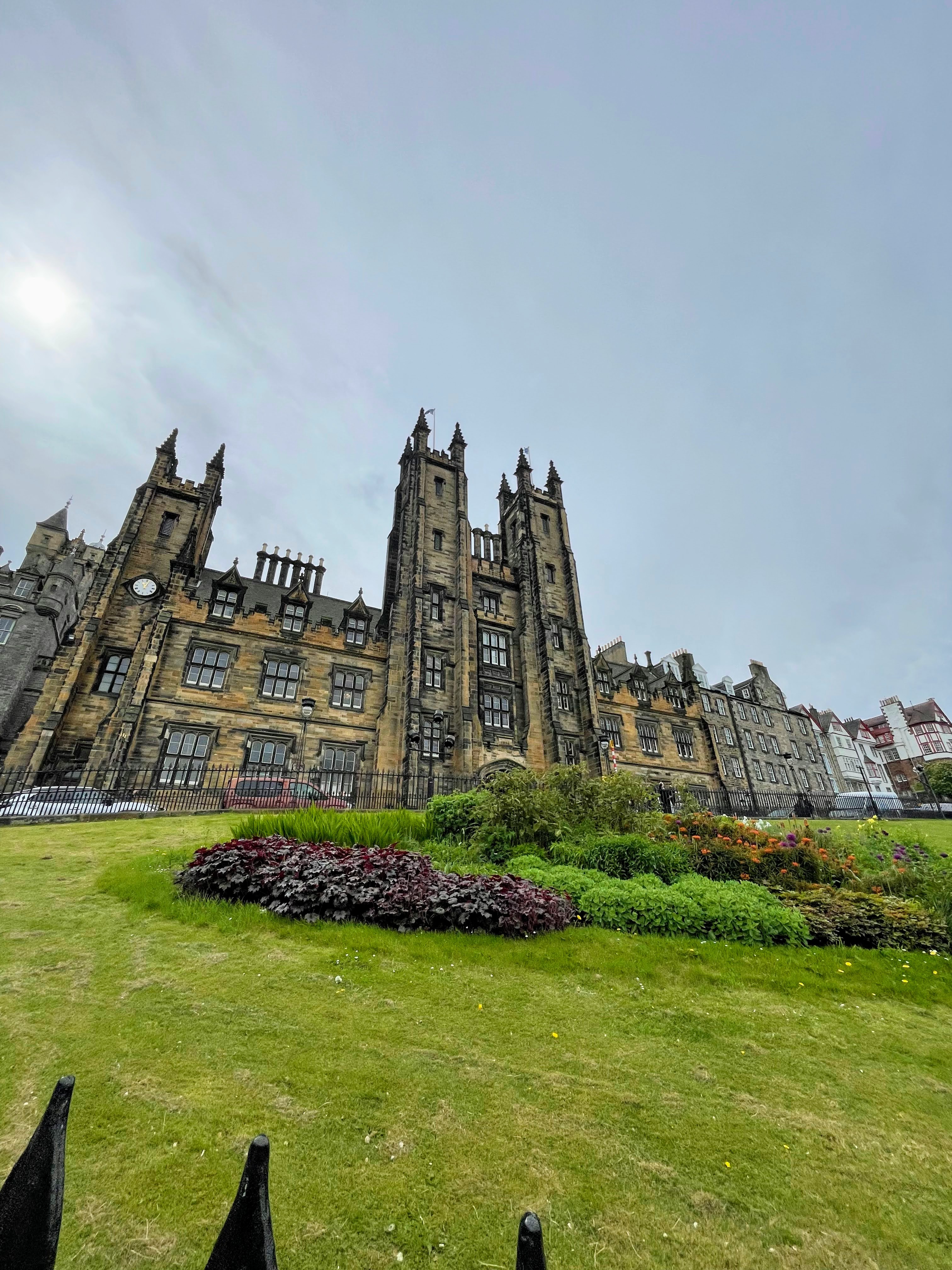 Solo Weekend Trip to Edinburgh, Scotland